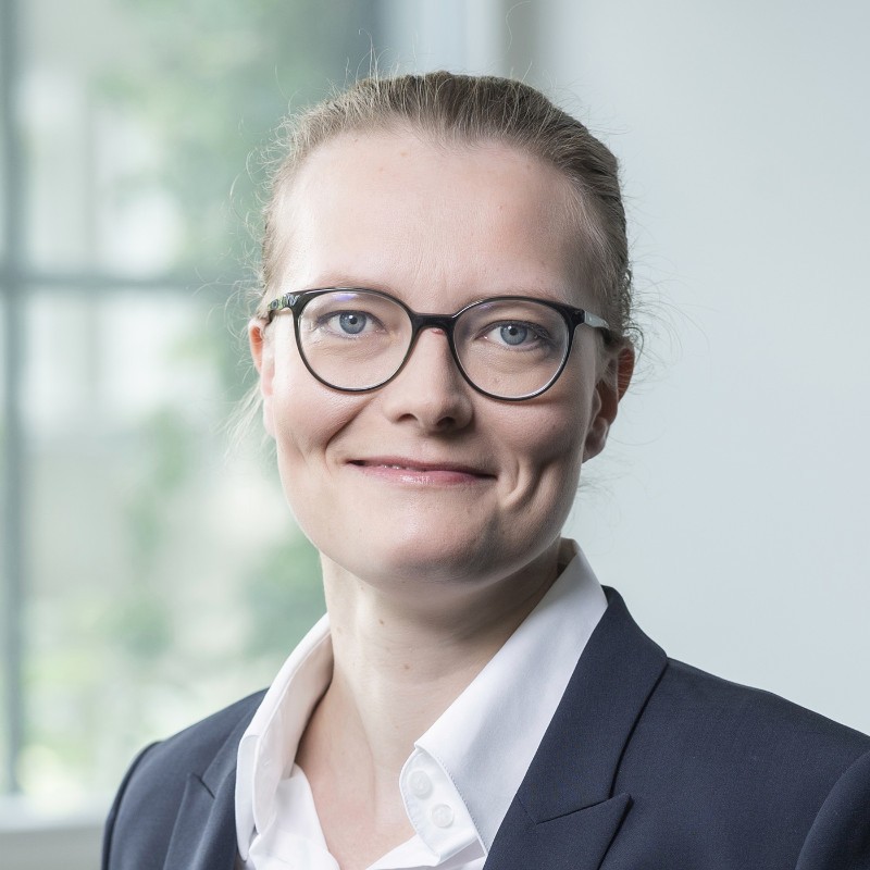 Dr. Maria Büchner